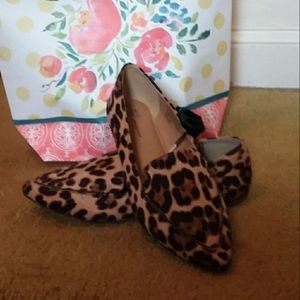 Time and Tru FAUX LEOPARD SHOES Size 10 Fabric